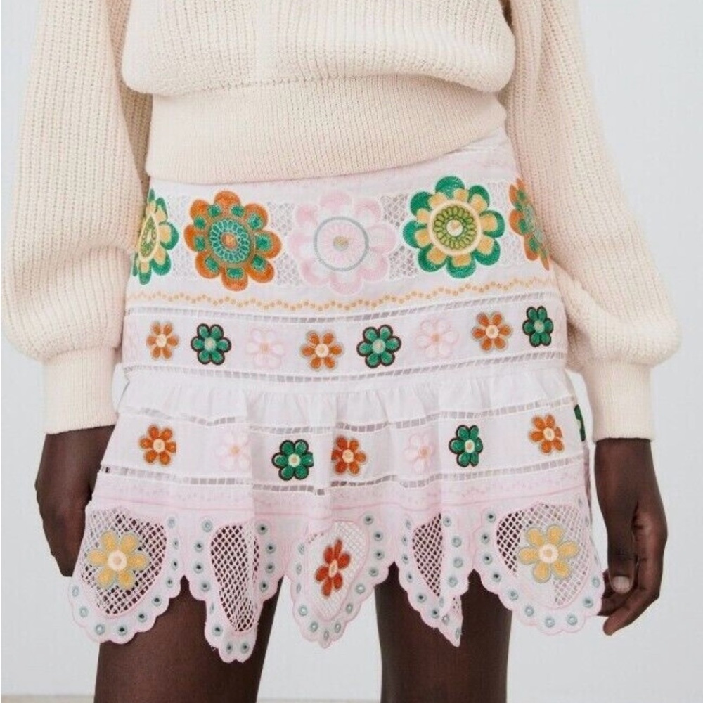 Zara Floral Embroidered Skirt